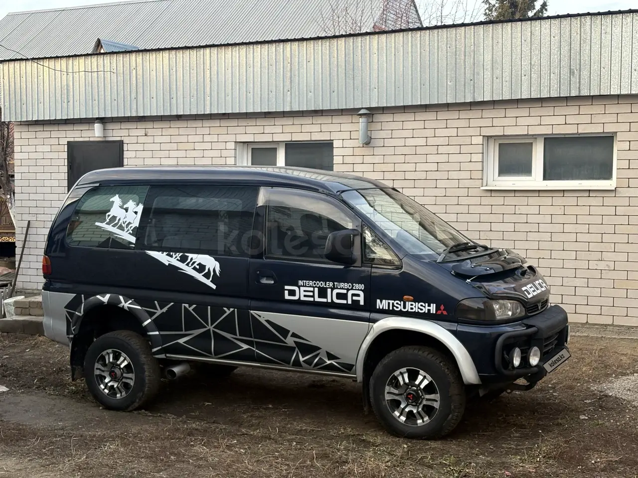 Mitsubishi Delica, 1996