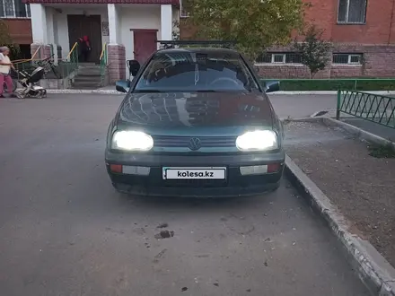 Volkswagen Golf 1995 года за 1 900 000 тг. в Астана – фото 6