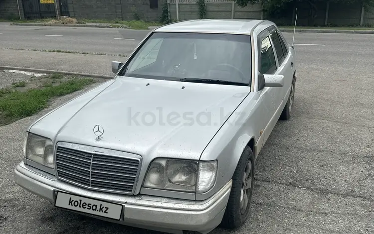Mercedes-Benz E 280 1994 года за 2 000 000 тг. в Талдыкорган