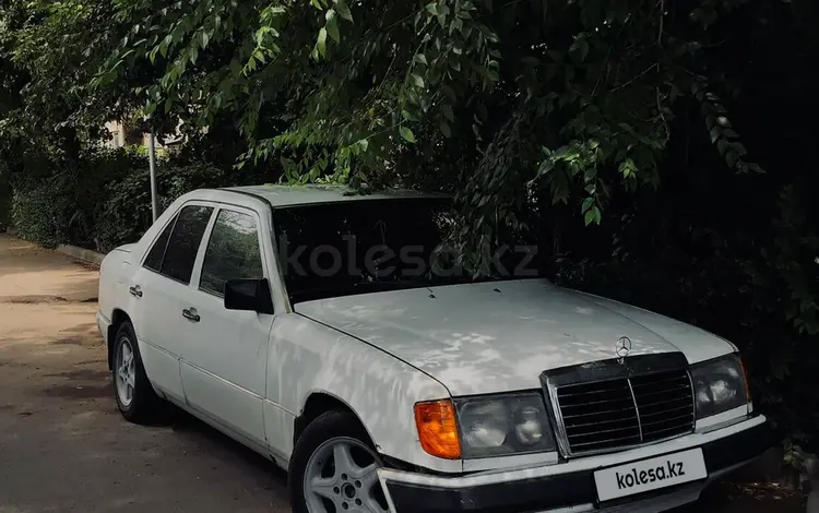Mercedes-Benz E 200 1990 года за 1 050 000 тг. в Алматы