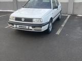 Volkswagen Vento 1997 годаfor1 800 000 тг. в Алматы – фото 3