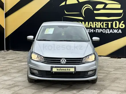 Volkswagen Polo 2015 года за 5 500 000 тг. в Атырау – фото 2