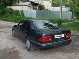 Mercedes-Benz E 280 1996 годаүшін2 350 000 тг. в Алматы – фото 2