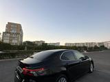 Toyota Camry 2023 годаfor17 200 000 тг. в Актау – фото 3