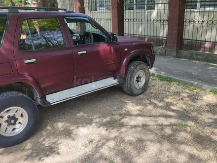 Toyota Hilux Surf 1993 года за 3 300 000 тг. в Алматы – фото 2