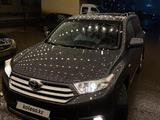 Toyota Highlander 2011 года за 11 000 000 тг. в Актобе