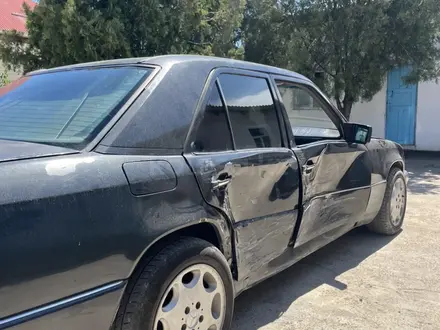 Mercedes-Benz E 200 1992 года за 750 000 тг. в Шымкент – фото 11