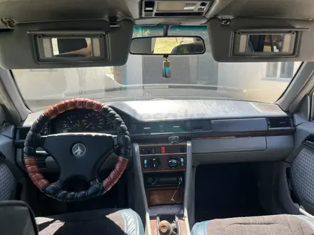 Mercedes-Benz E 200 1992 года за 750 000 тг. в Шымкент – фото 16