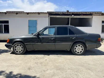 Mercedes-Benz E 200 1992 года за 750 000 тг. в Шымкент – фото 7