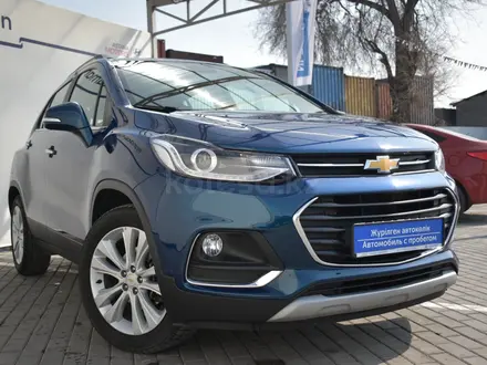 Chevrolet Tracker 2020 года за 7 990 000 тг. в Алматы – фото 13