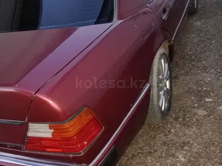 Mercedes-Benz E 230 1992 года за 1 000 000 тг. в Кызылорда – фото 6