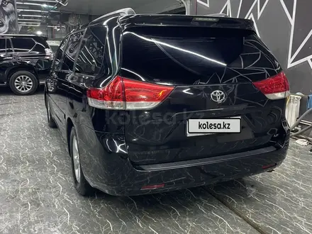 Toyota Sienna 2011 года за 10 500 000 тг. в Жанаозен – фото 10