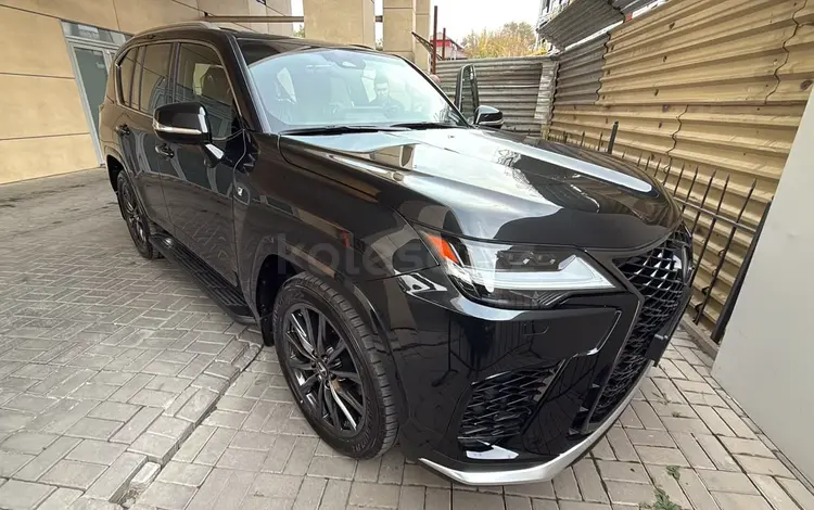 Lexus LX 600 2026 года за 78 000 000 тг. в Астана