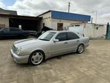 Mercedes-Benz E 320 1998 года за 5 200 000 тг. в Жанаозен – фото 4