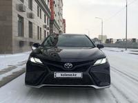 Toyota Camry 2021 года за 15 000 000 тг. в Атырау
