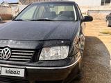 Volkswagen Jetta 2004 года за 2 500 000 тг. в Актау – фото 2