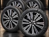 Оригинал с резиной Michelin шипы с датчиками.265 50 22. Lx 600. за 2 100 000 тг. в Алматы