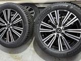Оригинал с резиной Michelin шипы с датчиками.265 50 22. Lx 600. за 2 100 000 тг. в Алматы – фото 2