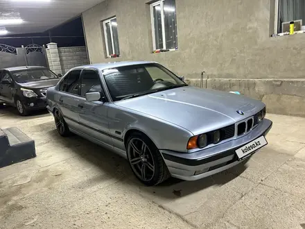 BMW 525 1990 года за 2 200 000 тг. в Тараз – фото 2