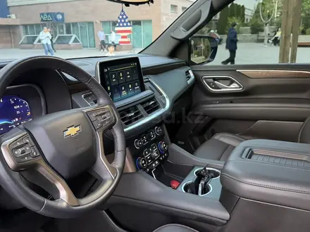 Chevrolet Tahoe 2022 года за 39 700 000 тг. в Алматы – фото 6