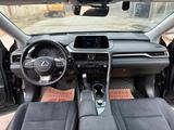 Lexus RX 500h 2022 годаүшін17 300 000 тг. в Другой город в Китае – фото 4