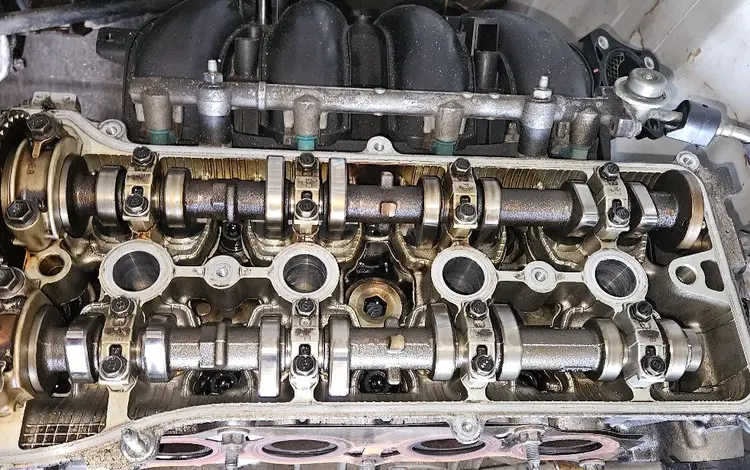 Двигатель на Тойота 2AZ за 650 000 тг. в Актау