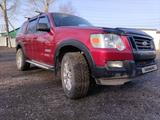 Ford Explorer 2006 года за 5 000 000 тг. в Астана – фото 2