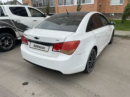 Chevrolet Cruze 2011 года за 2 450 000 тг. в Костанай – фото 3