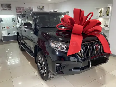 Toyota Land Cruiser Prado 2022 года за 28 500 000 тг. в Уральск