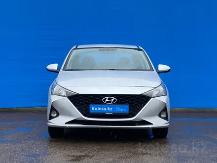 Hyundai Accent 2020 года за 7 970 000 тг. в Алматы – фото 2