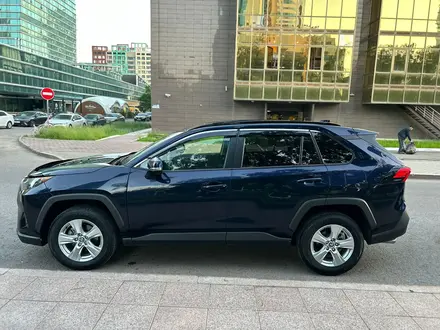 Toyota RAV4 2020 года за 14 000 000 тг. в Астана – фото 5