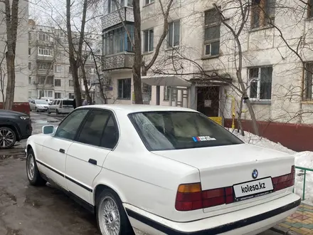 BMW 520 1989 года за 2 200 000 тг. в Астана – фото 4