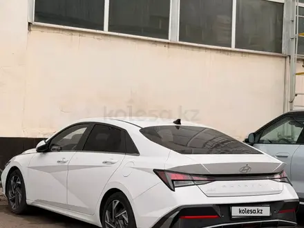 Hyundai Elantra 2024 года за 7 100 000 тг. в Алматы