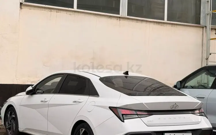 Hyundai Elantra 2024 года за 7 100 000 тг. в Алматы
