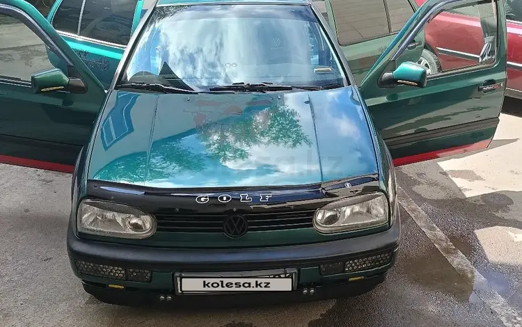 Volkswagen Golf 1995 годаfor3 000 000 тг. в Астана