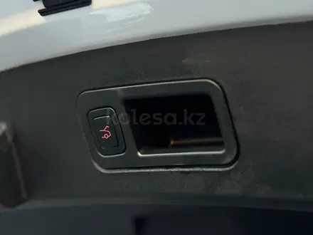 Tesla Model S 2015 года за 32 000 000 тг. в Алматы – фото 36
