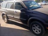 Suzuki XL7 2001 года за 2 500 000 тг. в Алматы – фото 2