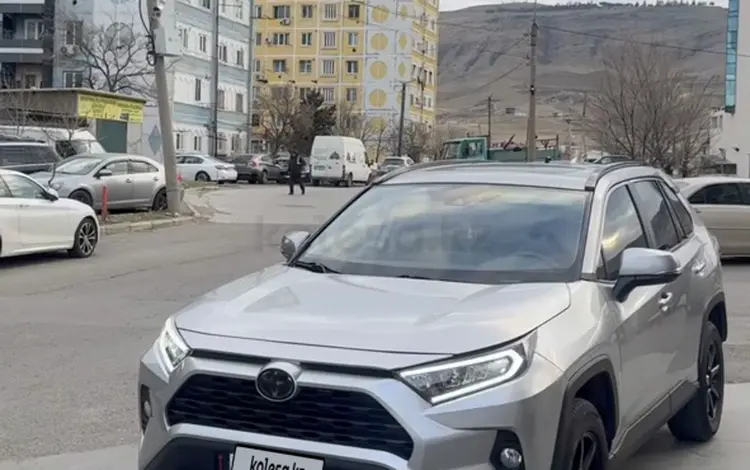 Toyota RAV4 2019 годаүшін11 500 000 тг. в Актобе