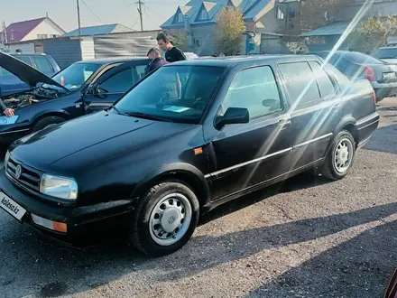 Volkswagen Vento 1994 года за 1 200 000 тг. в Алматы – фото 6