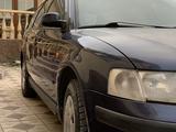 Volkswagen Passat 1997 года за 2 500 000 тг. в Тараз – фото 2