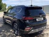 Hyundai Santa Fe 2019 годаүшін11 600 000 тг. в Астана – фото 4