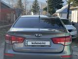 Kia Rio 2015 годаfor5 200 000 тг. в Риддер – фото 4