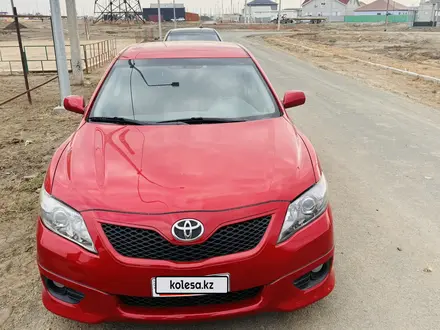 Toyota Camry 2011 года за 5 900 000 тг. в Атырау – фото 3