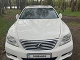 Lexus LS 460 2010 годаүшін10 500 000 тг. в Усть-Каменогорск – фото 2