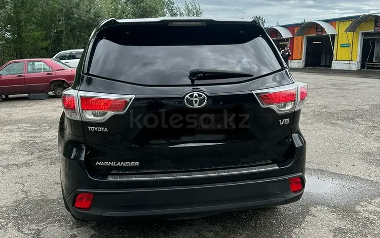 Toyota Highlander 2014 года за 15 700 000 тг. в Усть-Каменогорск