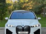 BMW iX 2023 года за 32 500 000 тг. в Алматы – фото 3