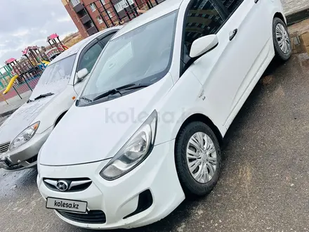 Hyundai Accent 2014 года за 4 000 000 тг. в Семей