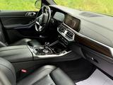 BMW X5 2019 года за 30 000 000 тг. в Актобе – фото 5