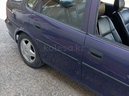 Opel Vectra 1997 года за 2 000 000 тг. в Тараз – фото 4