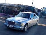 Mercedes-Benz E 280 1993 года за 1 150 000 тг. в Астана